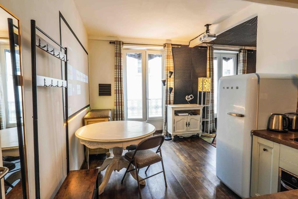 Studio With Home Cinema@Paris Chatelet Exterior foto
